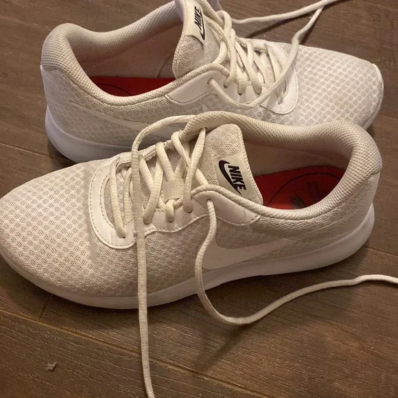 Nike Running Shoe - Picture 7 of 7